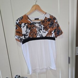 5/$30 ZARA Graphic Print 100% Cotton T-Shirt